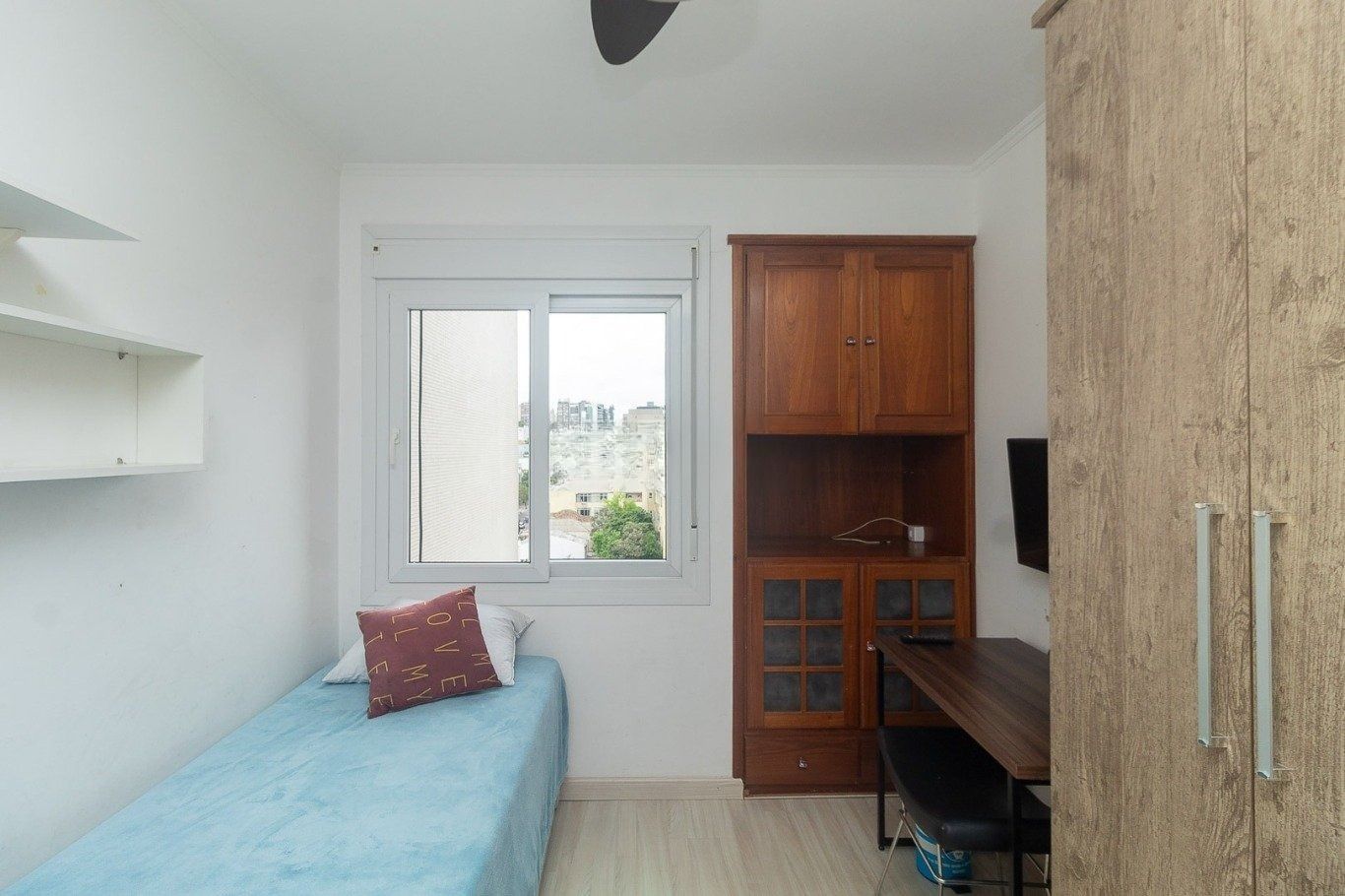 Apartamento à venda com 2 quartos, 76m² - Foto 18