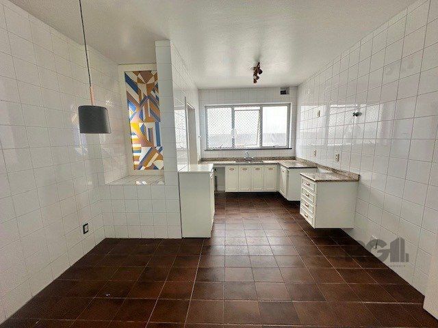 Apartamento à venda com 3 quartos, 196m² - Foto 33
