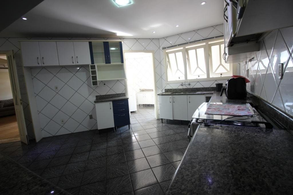 Casa à venda com 4 quartos, 458m² - Foto 23