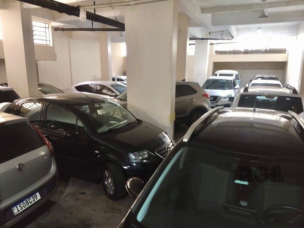 Box-Garagem, 737 m² - Foto 4