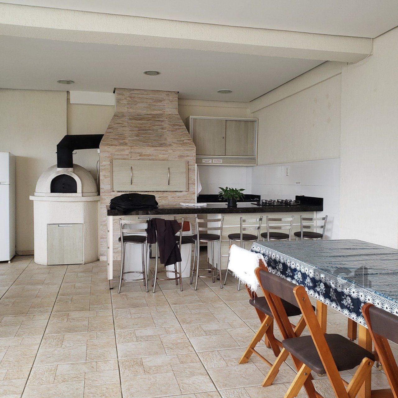 Apartamento à venda com 2 quartos, 72m² - Foto 6