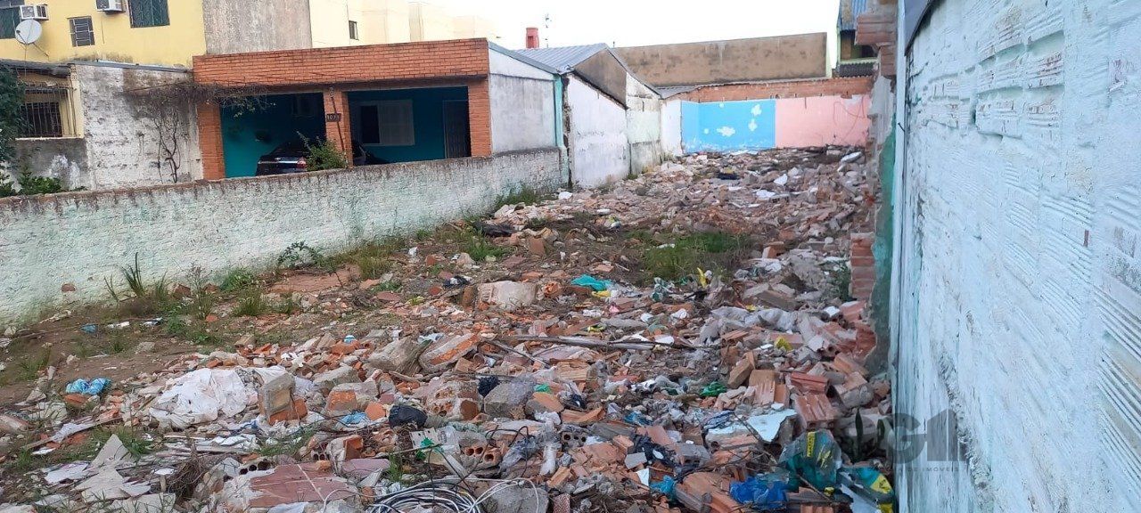Terreno à venda, 1m² - Foto 1
