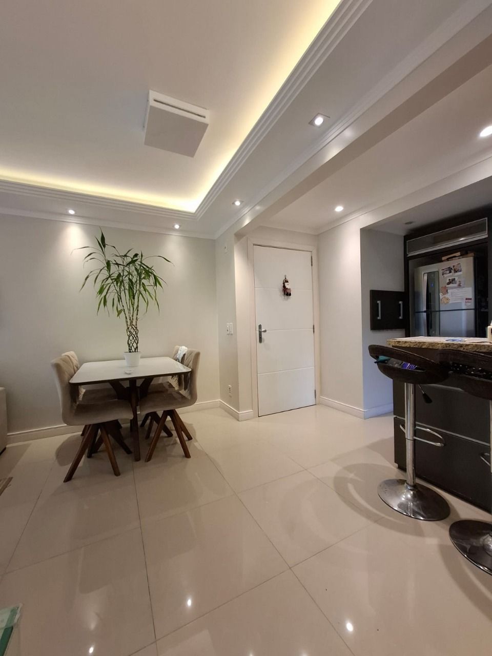 Apartamento à venda com 3 quartos, 74m² - Foto 17