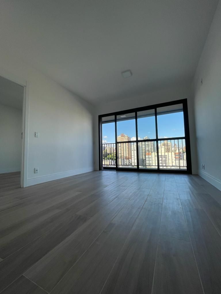 Apartamento à venda com 53m², 1 quarto, 1 vaga no bairro Auxiliadora em Porto Alegre