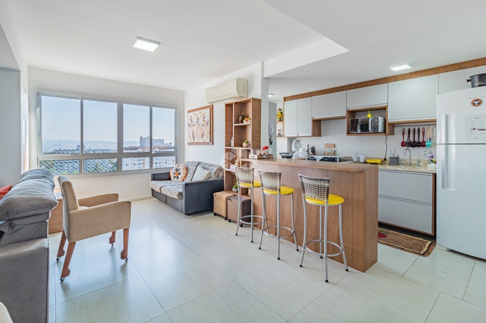 Apartamento com 2 quartos, 2 vagas e 73.87m² para vender por R$ 669.000