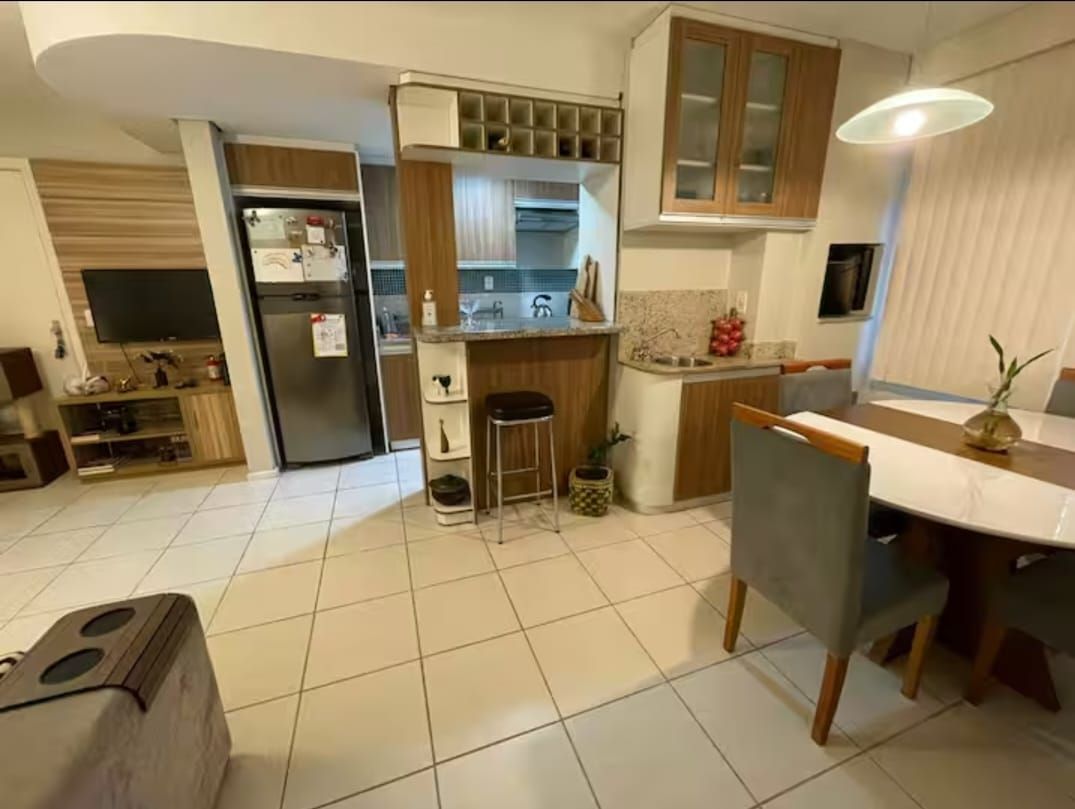 Apartamento Térreo Mobiliado Bairro Guarujá - 2 Dormitórios