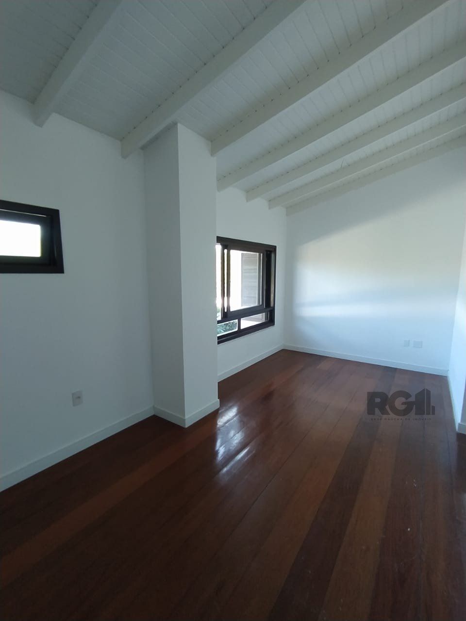 Casa de Condomínio à venda com 3 quartos, 241m² - Foto 14