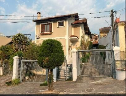 CASA EM CONDOMÍNIO - 3 DORMITÓRIOS - SUITE - 2 VAGAS - VILA CONCEIÇÃO - POA RS