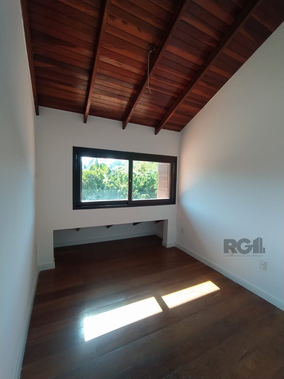 Casa de Condomínio à venda com 3 quartos, 241m² - Foto 7