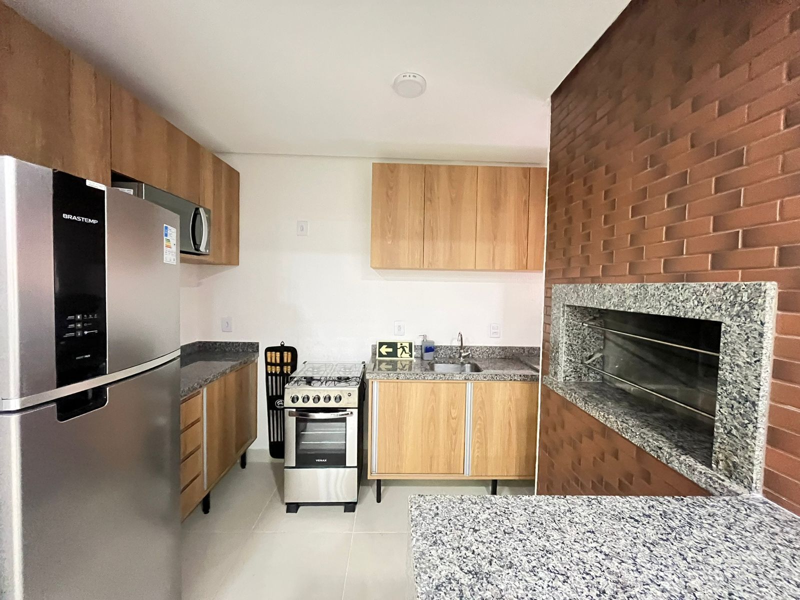 Apartamento à venda com 2 quartos, 69m² - Foto 23