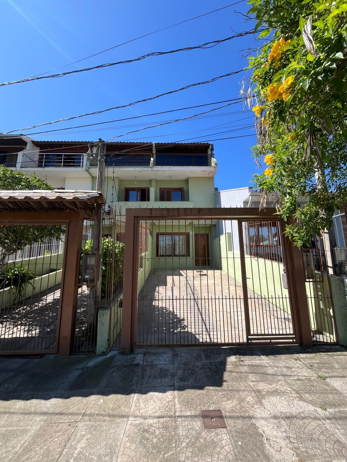 Casa a venda no Portal do Guarujá rua Heitor Kramer
