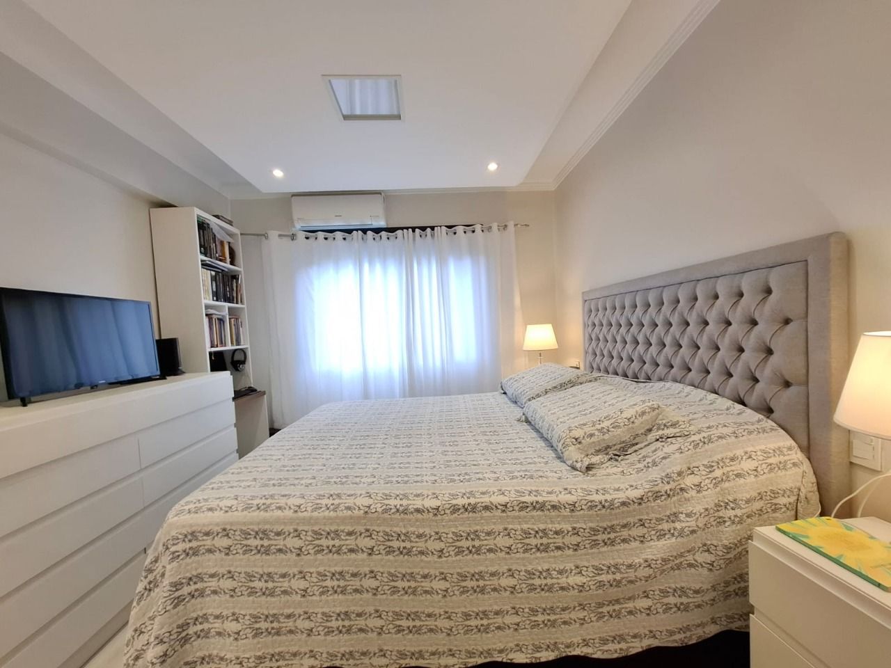 Apartamento à venda com 3 quartos, 74m² - Foto 1