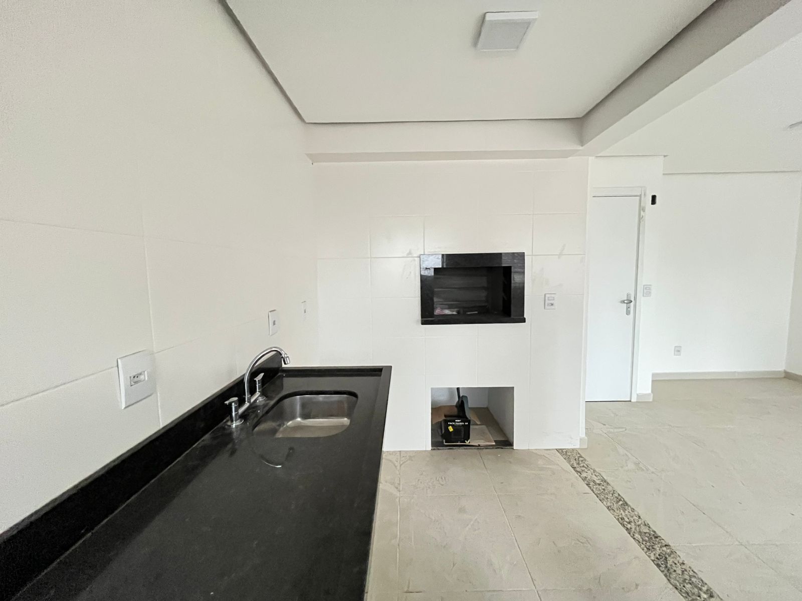 Apartamento à venda com 2 quartos, 69m² - Foto 14