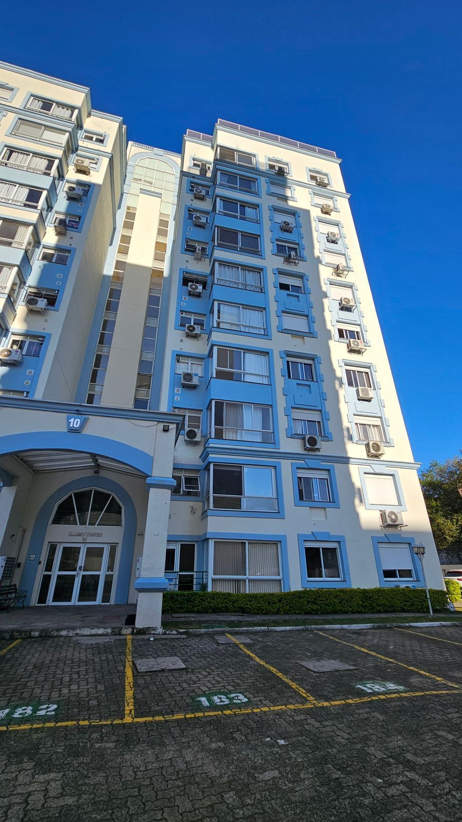 Apartamento de 3 quartos a venda no Forest Park