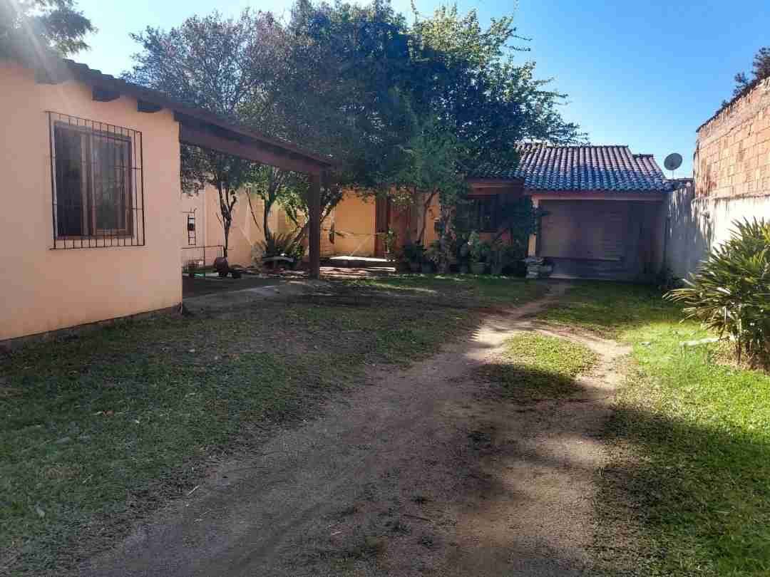 Casa 3 dormitórios no bairro Aberta dos Morros