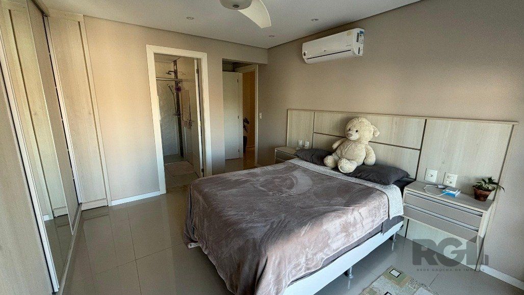 Casa de Condomínio à venda com 4 quartos, 312m² - Foto 20