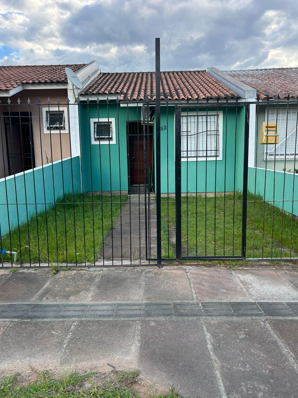 Casa 2 dormitórios no bairro Restinga