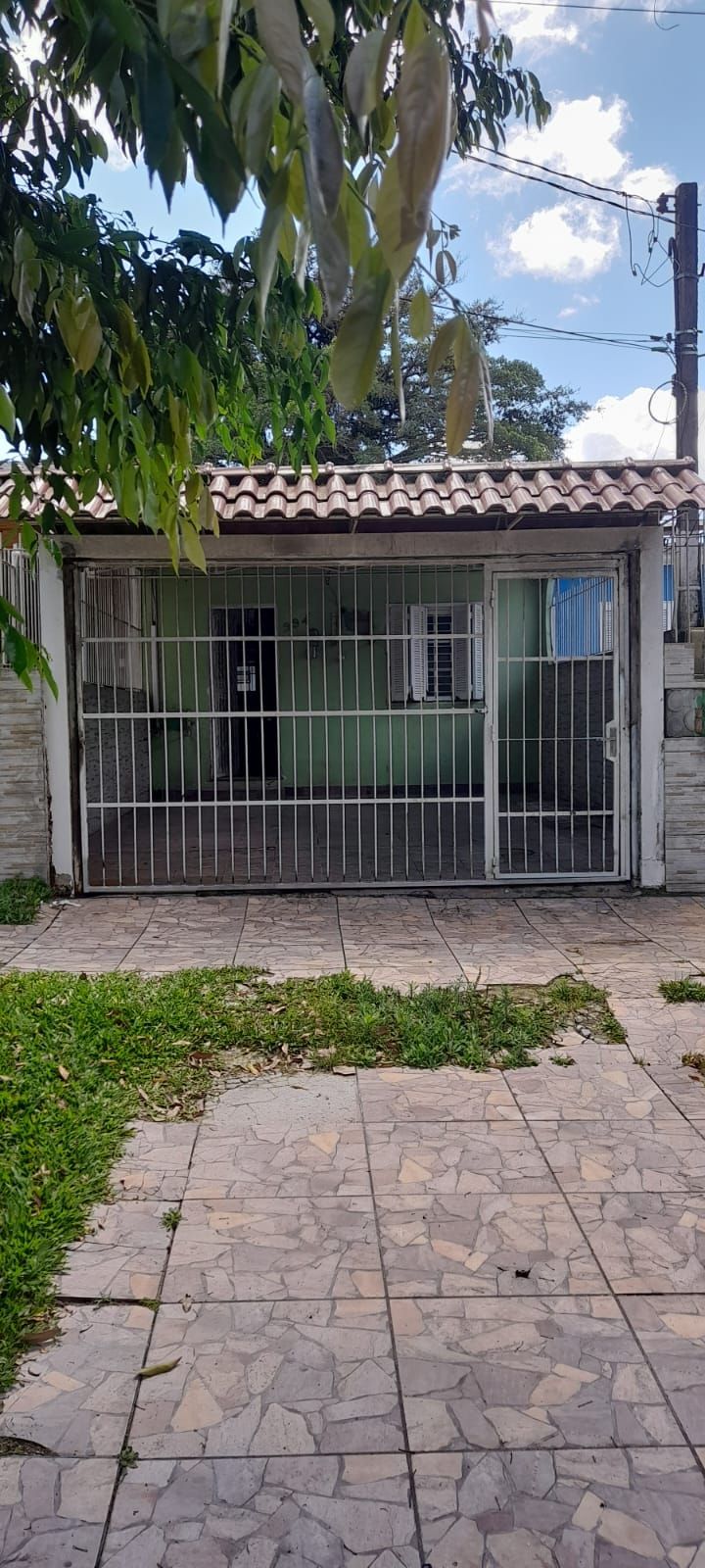 Casa com 125m², 2 dormitórios no bairro Hípica em Porto Alegre para Comprar