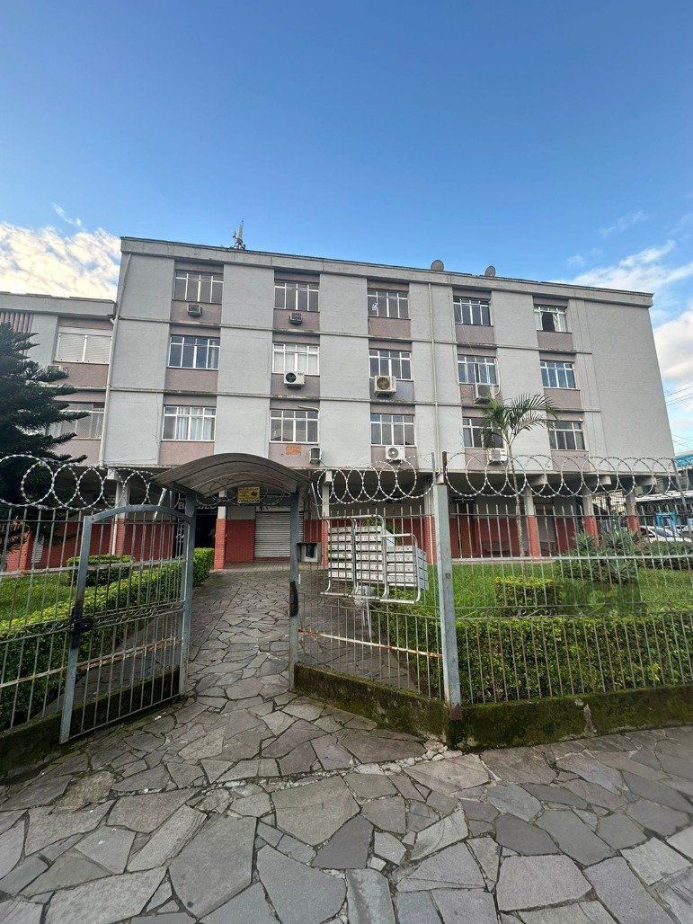 Apartamento à venda com 96m², 2 quartos, 1 suíte, 1 vaga no bairro Menino Deus em Porto Alegre