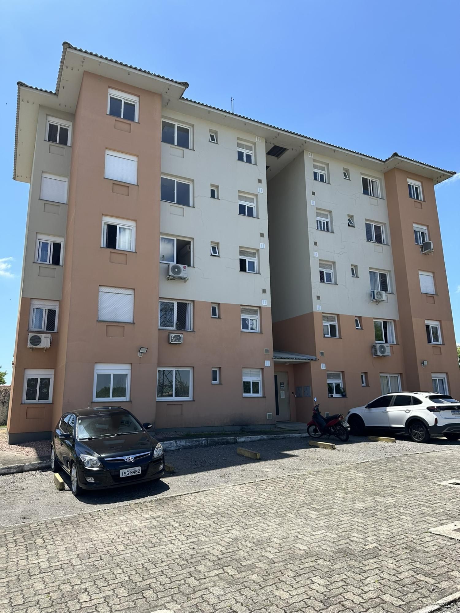 Apartamento 2 dormitórios no bairro Restinga