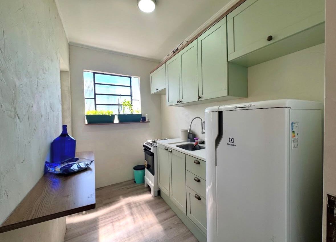 Apartamento dois dormitórios semi mobiliado — foto 5