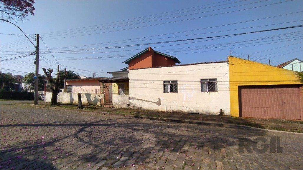 Casa 2 Dormitório(s) Bairro Vila Nova
