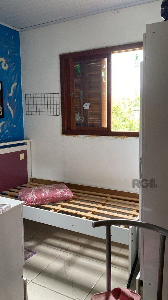 Casa à venda com 2 quartos, 60m² - Foto 4