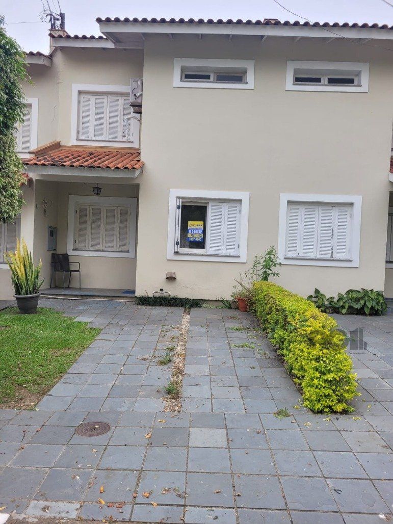 Casa de Condomínio 3 dormitórios no bairro Vila Nova