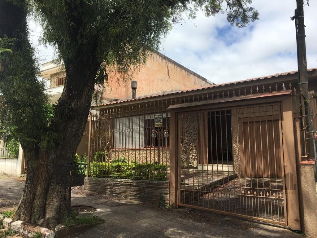 Casa 3 Dormitório(s) Bairro Nonoai