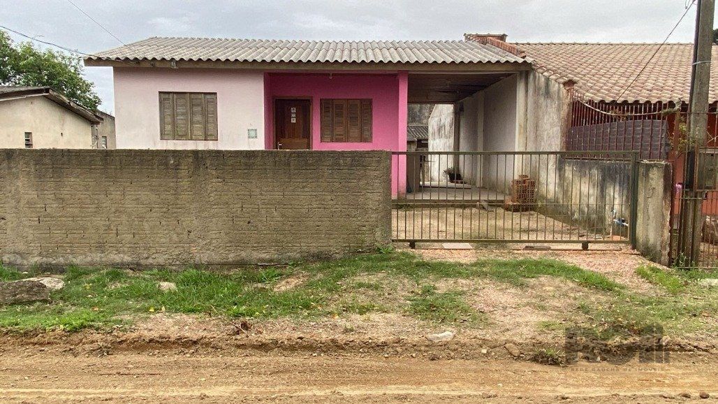 Casa à venda com 2 quartos, 60m² - Foto 1