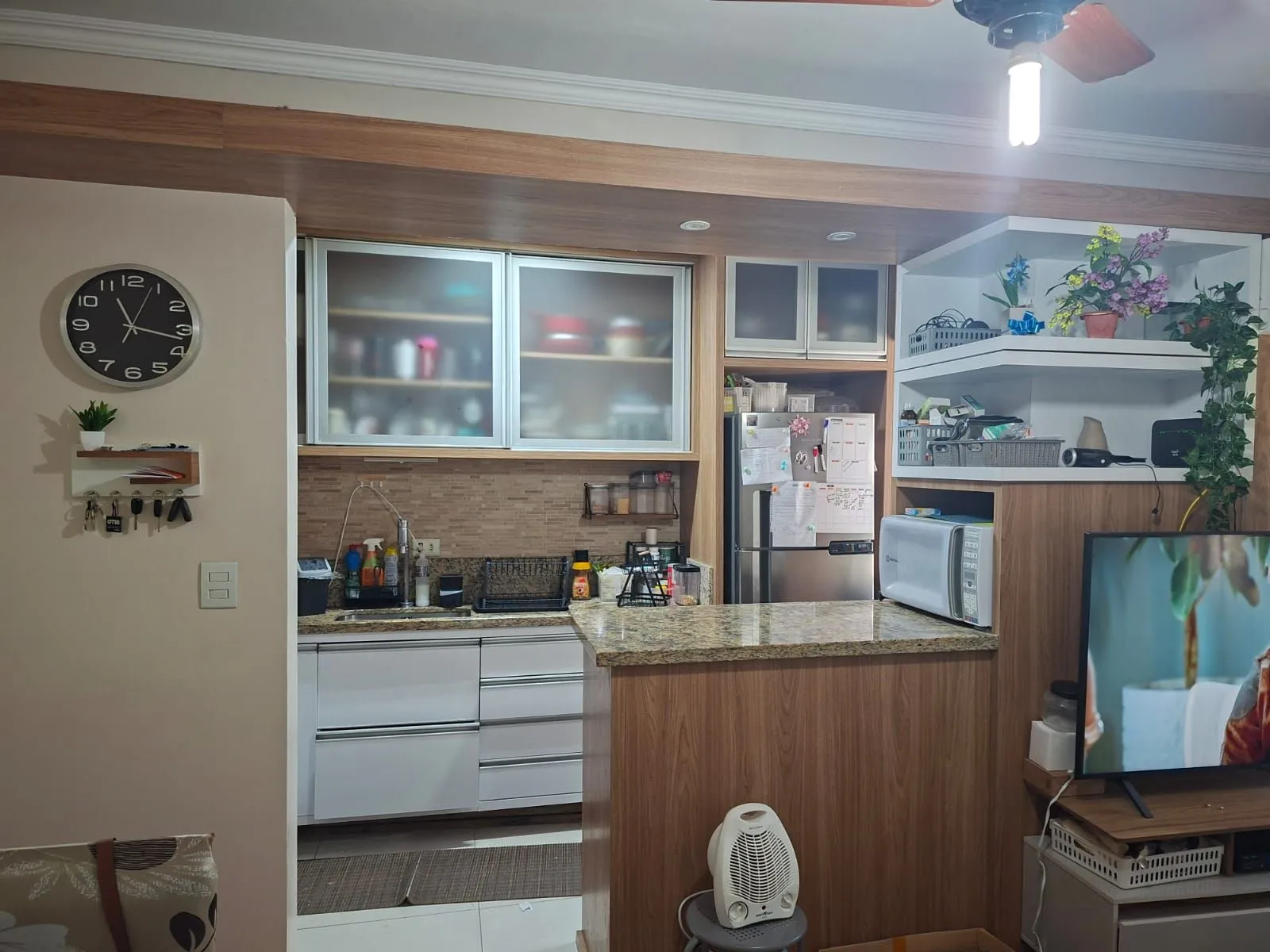 Apartamento 2º andar na Vila Nova - Semi-mobiliado