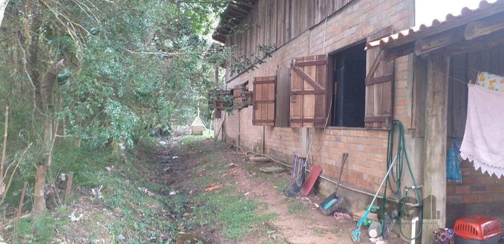 Chácara, 3 quartos, 2400 m² - Foto 9