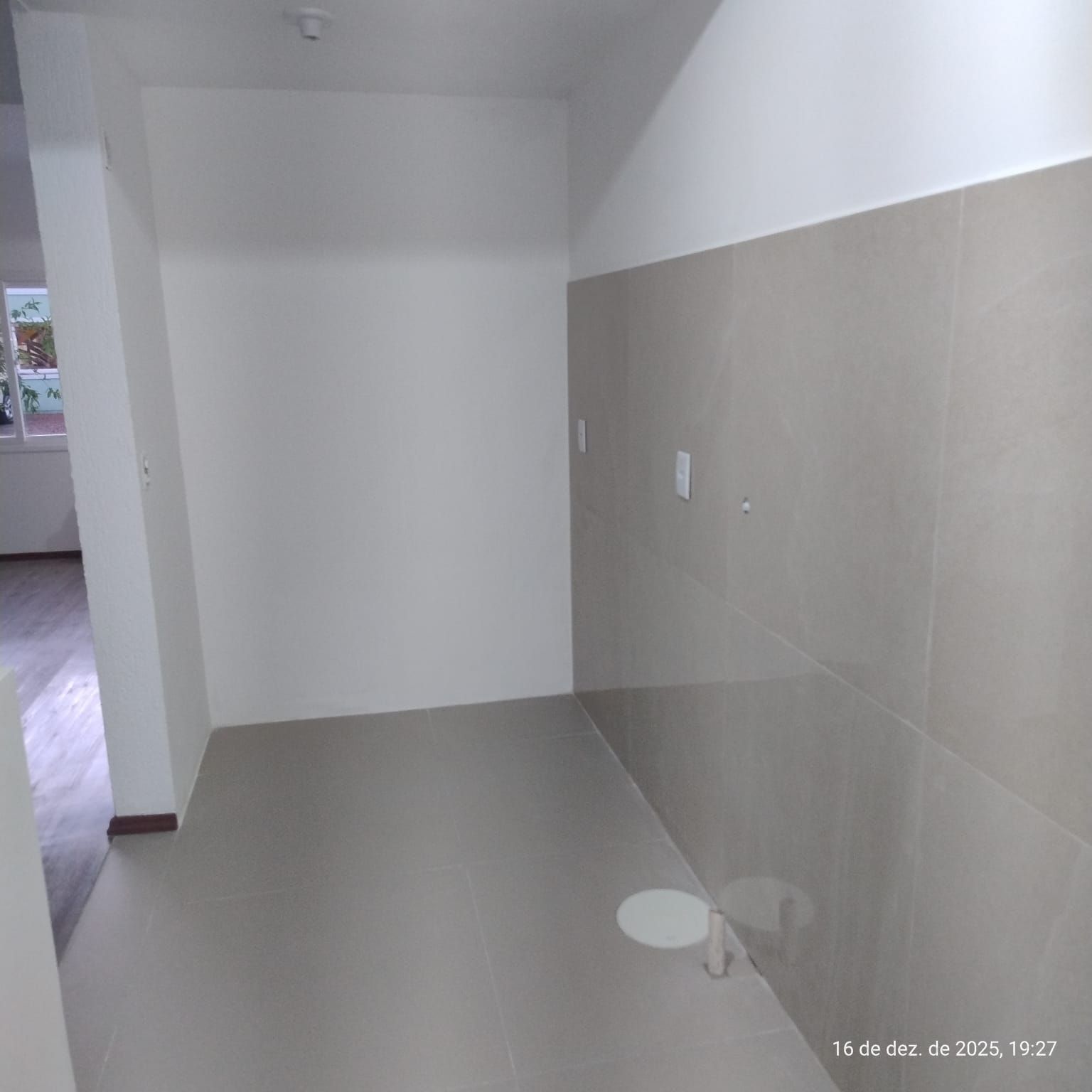 Casa 2 dormitórios no bairro Hípica