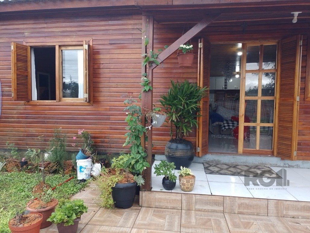 Casa à venda com 2 quartos, 70m² - Foto 3