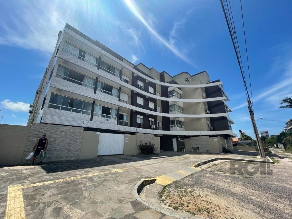 Apartamento à venda com 1 quarto, 42m² - Foto 1