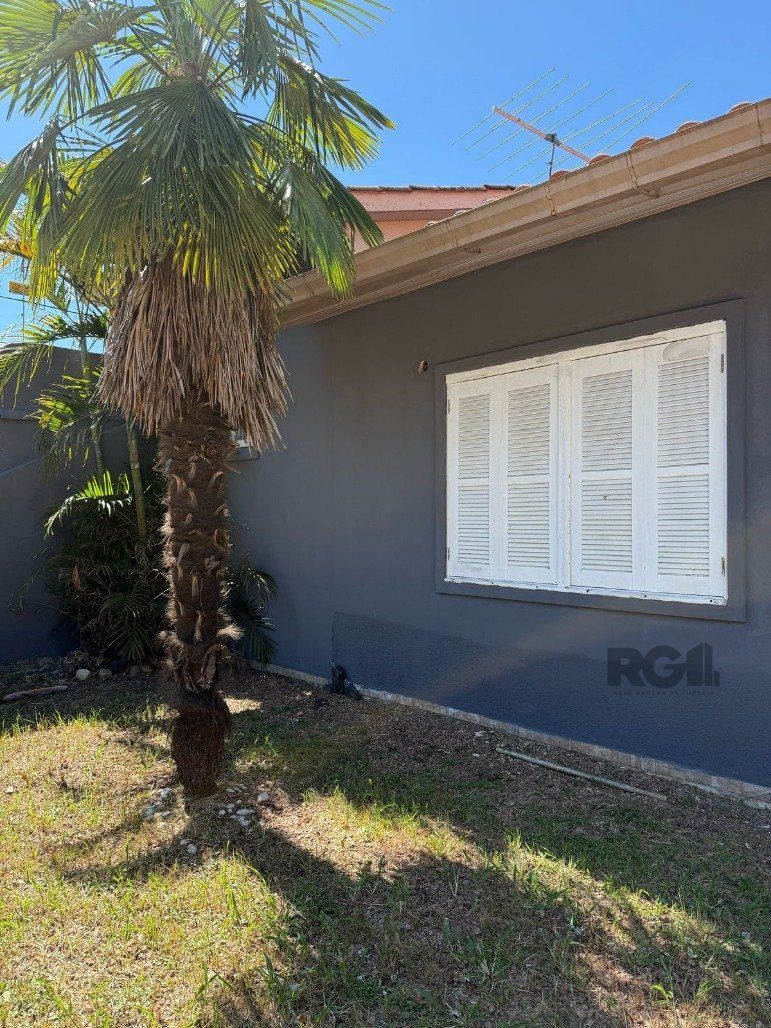 Casa à venda com 3 quartos, 84m² - Foto 2