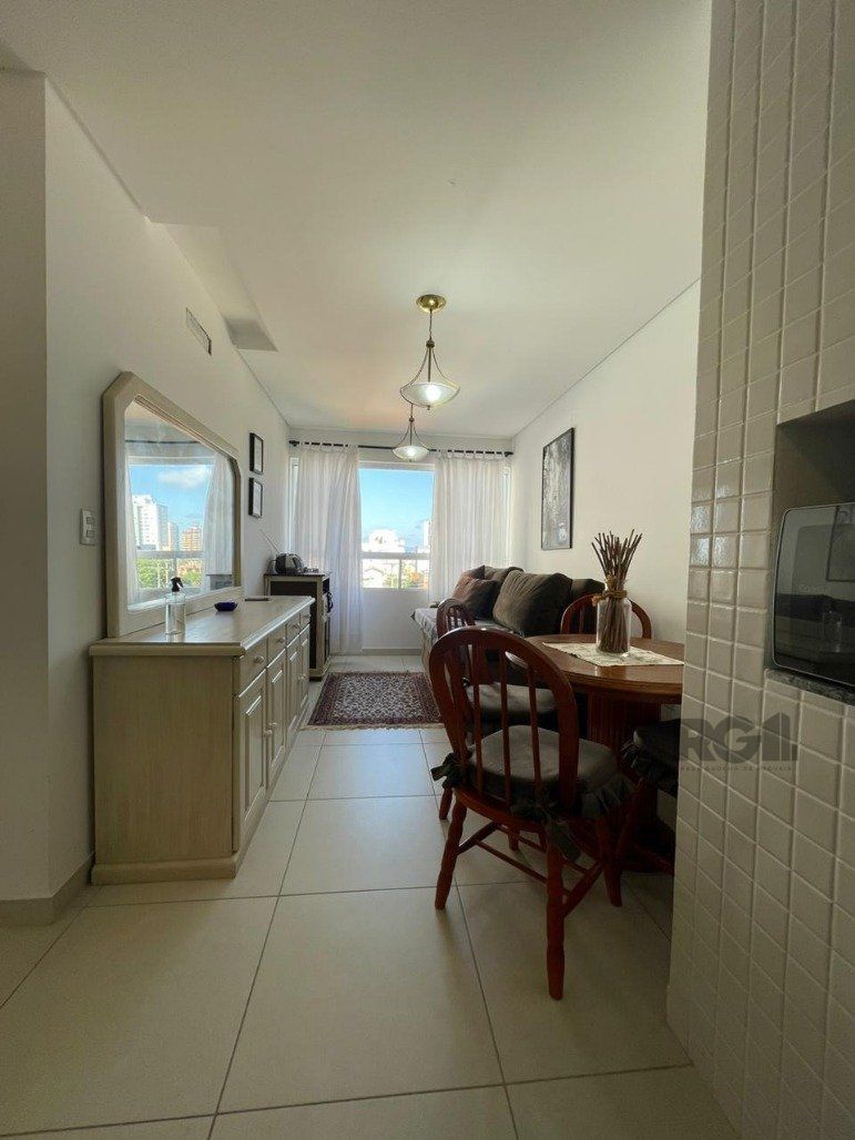 Apartamento à venda com 1 quarto, 42m² - Foto 5