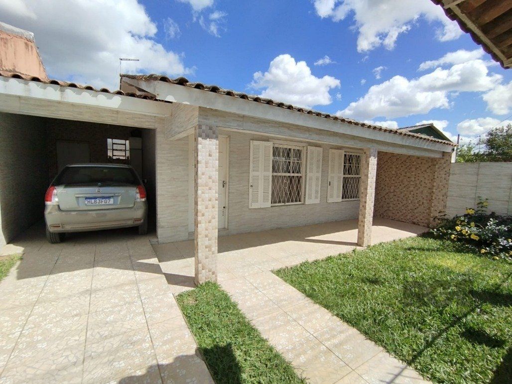 Casa à venda com 2 quartos, 100m² - Foto 1
