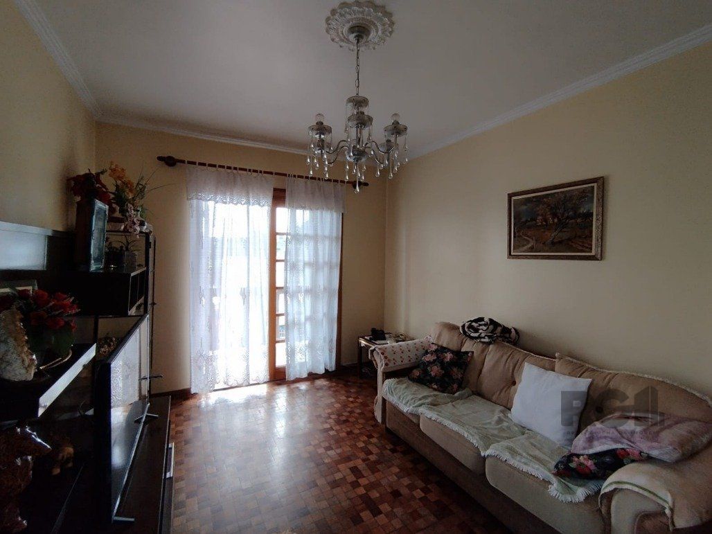 Casa à venda com 3 quartos, 360m² - Foto 4