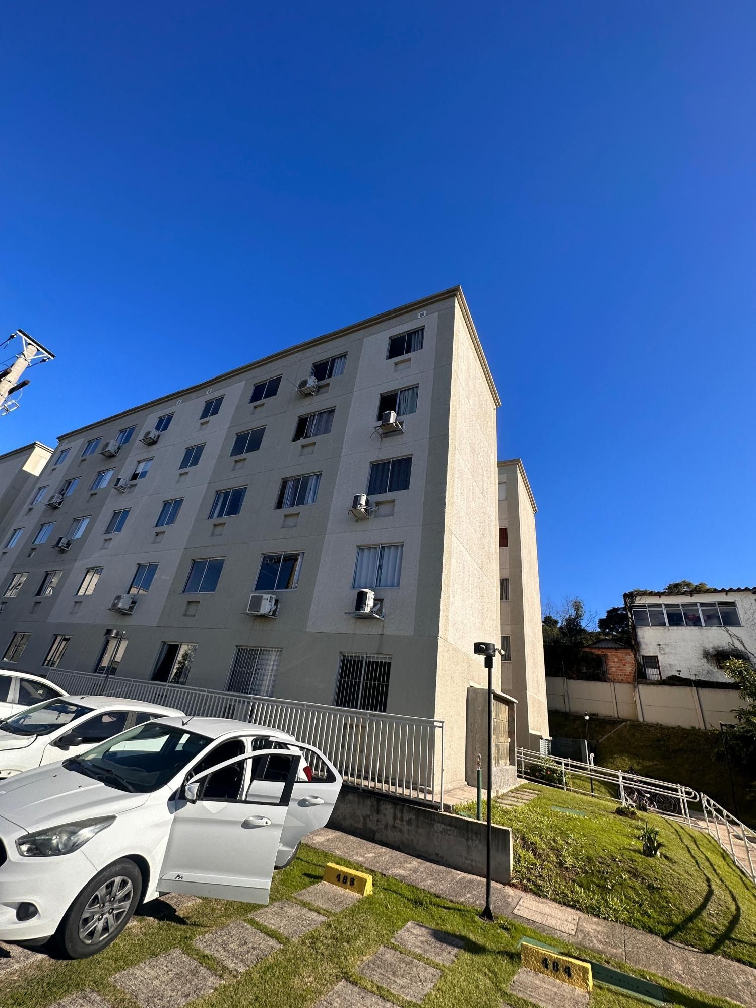 Apartamento 2 dormitórios no bairro Cavalhada