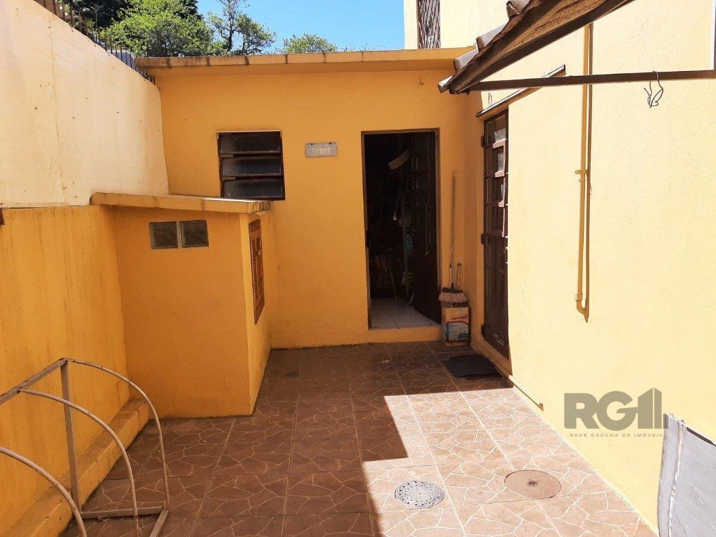 Casa à venda com 5 quartos, 330m² - Foto 44