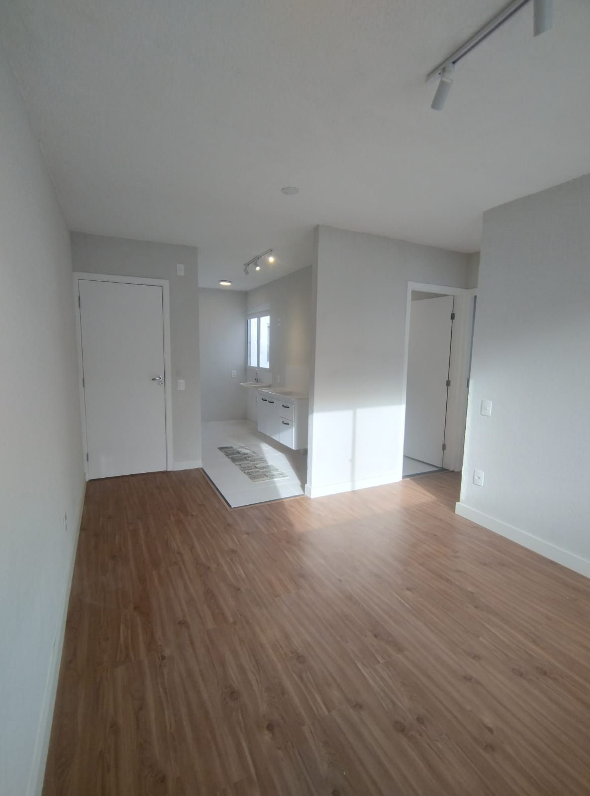 Apartamento à venda com 42m², 2 quartos, 1 vaga no bairro Restinga em Porto Alegre