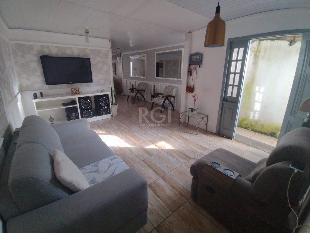 Casa à venda com 2 quartos, 104m² - Foto 2