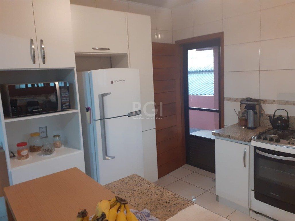 Casa à venda com 3 quartos, 161m² - Foto 7