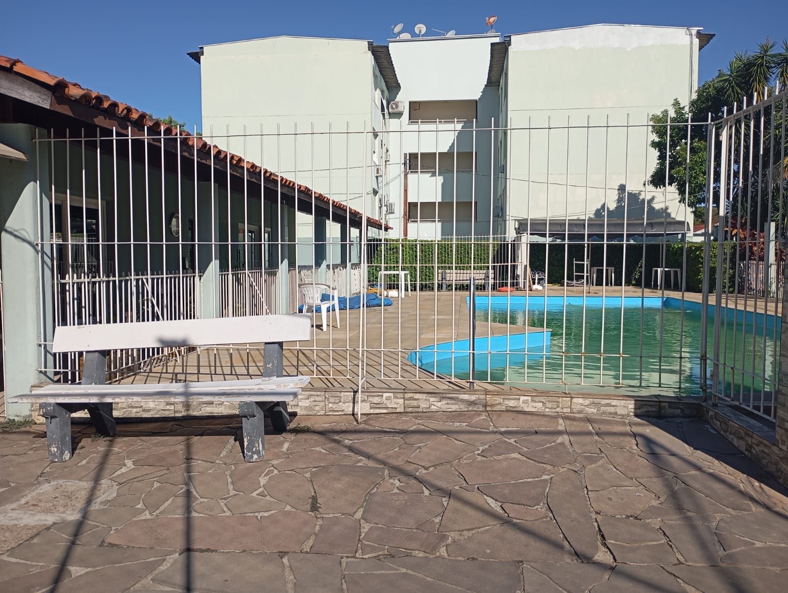 Apartamento à venda com 3 quartos, 68m² - Foto 1
