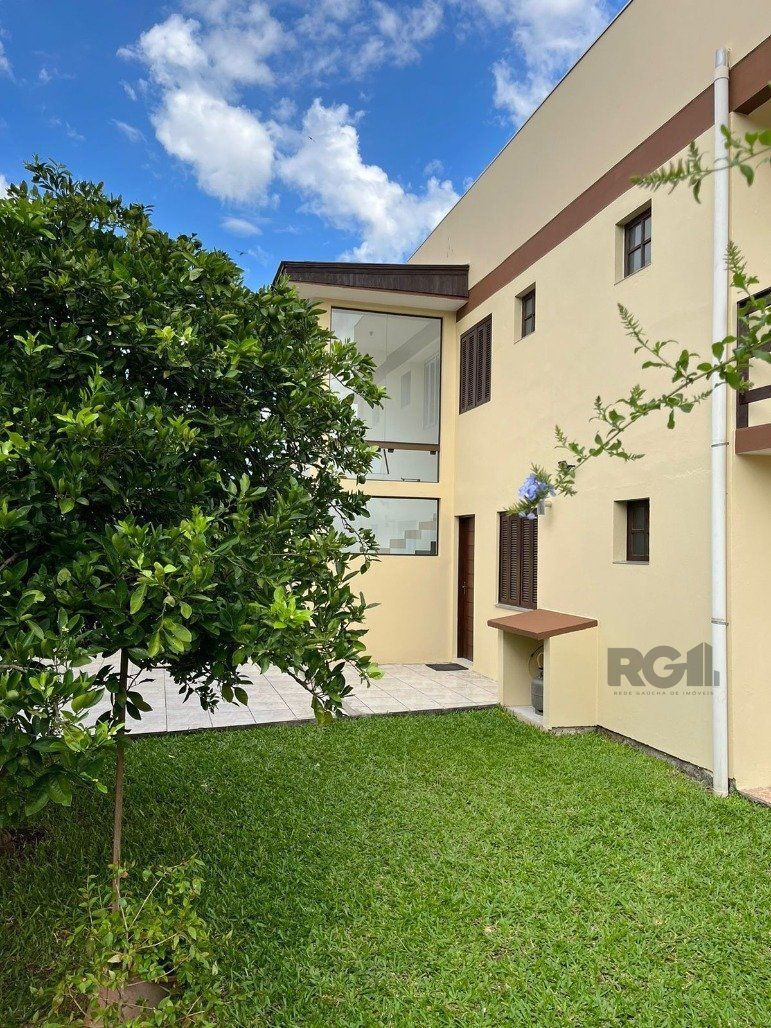 Casa à venda com 2 quartos, 150m² - Foto 3