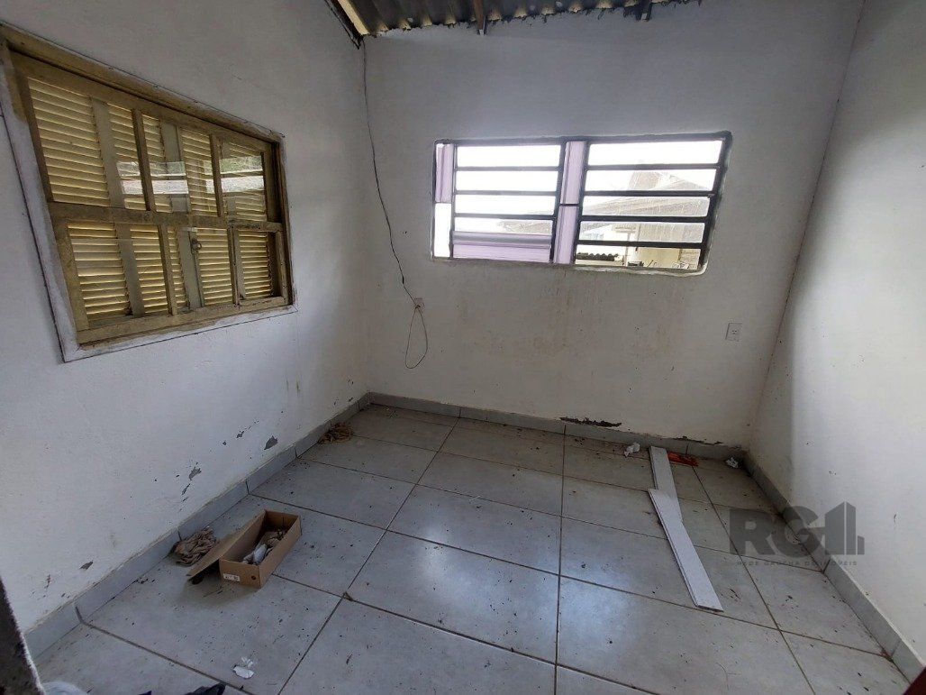 Casa à venda com 4 quartos, 117m² - Foto 11