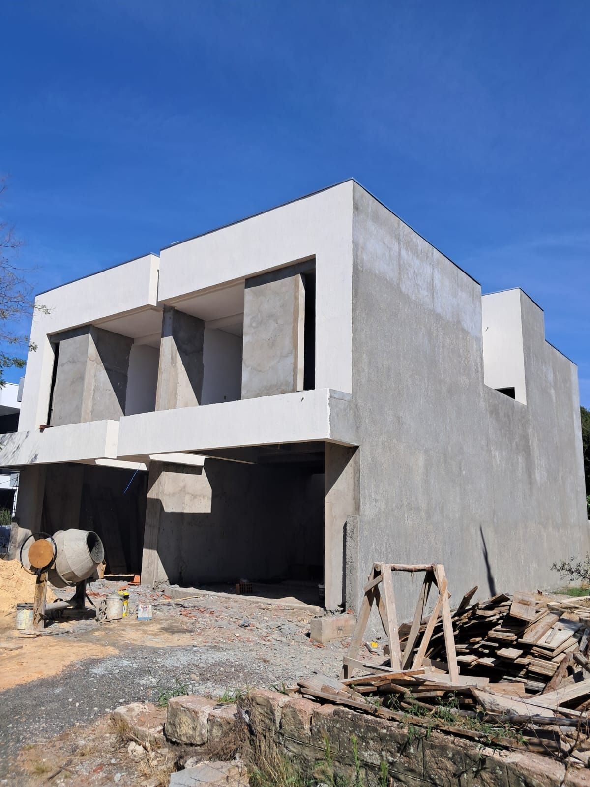 Casa 3 dormitórios no bairro Ipanema