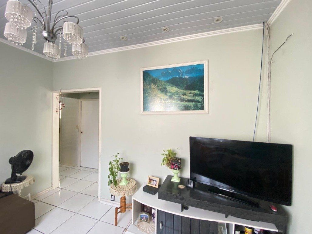 Casa à venda com 3 quartos, 100m² - Foto 5