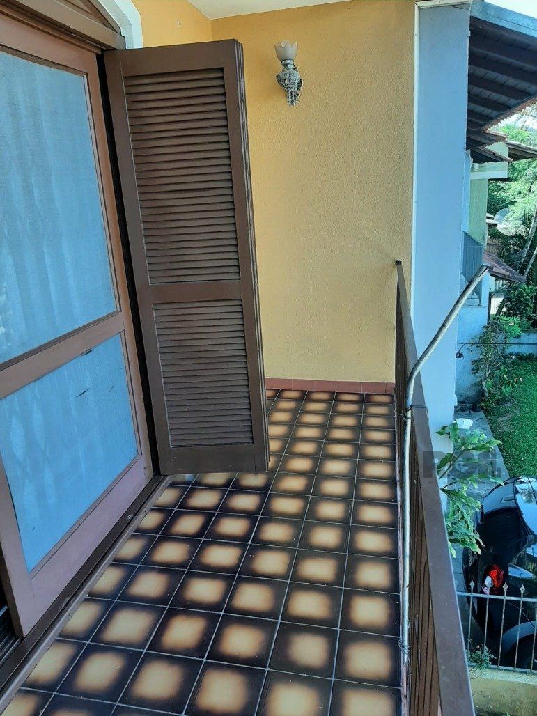 Casa à venda com 5 quartos, 330m² - Foto 17